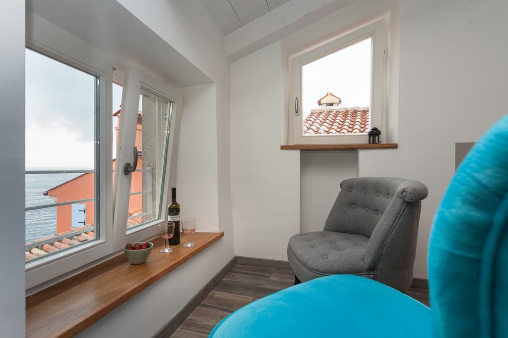 Apartments And Rooms Hey Ρόβινι Εξωτερικό φωτογραφία