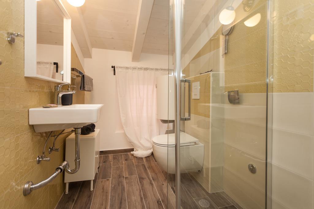 Apartments And Rooms Hey Ρόβινι Εξωτερικό φωτογραφία