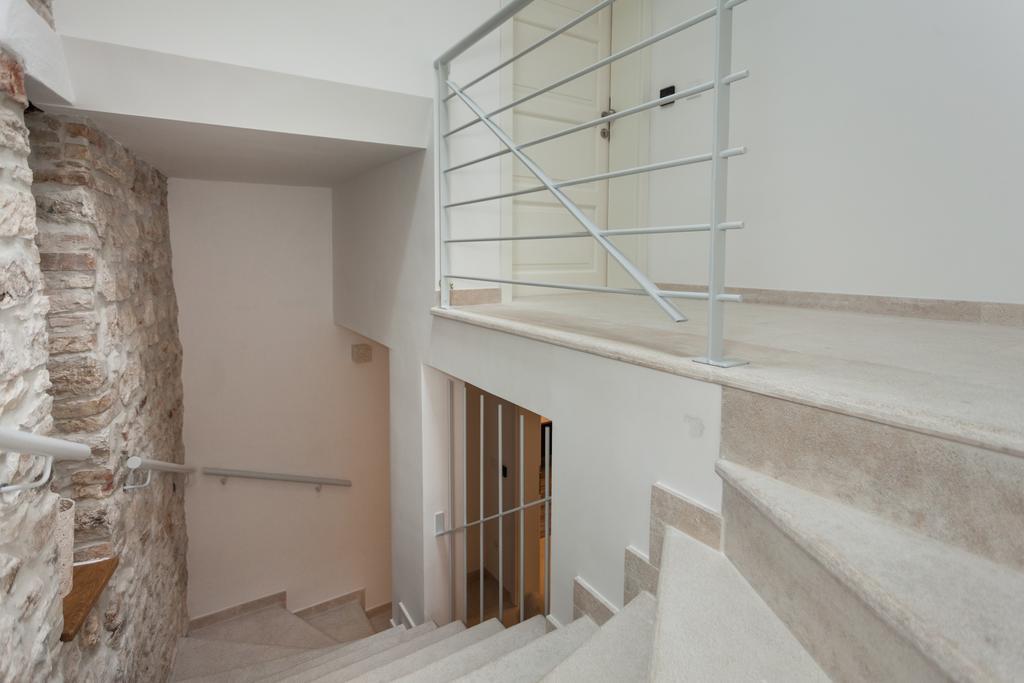 Apartments And Rooms Hey Ρόβινι Εξωτερικό φωτογραφία