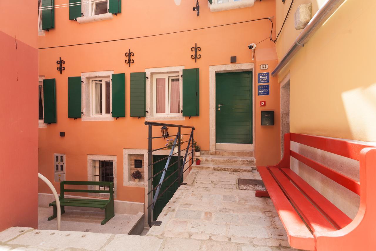 Apartments And Rooms Hey Ρόβινι Εξωτερικό φωτογραφία
